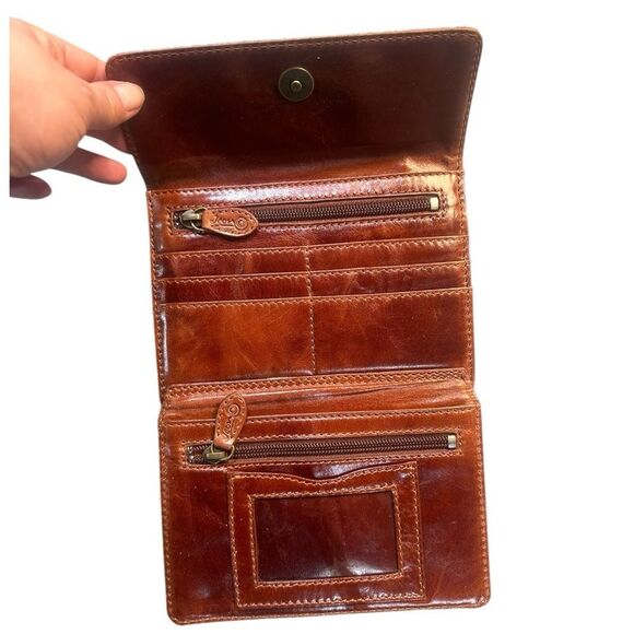 ICON Los Angeles “The Dancer” Double Flap Wallet Crossbody Bag - NWT - Picture 10 of 13